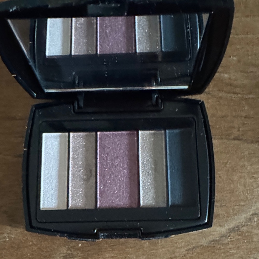 Lancome Elegant Eyeshadow Palette - Cream, Pink, Gray, Brown